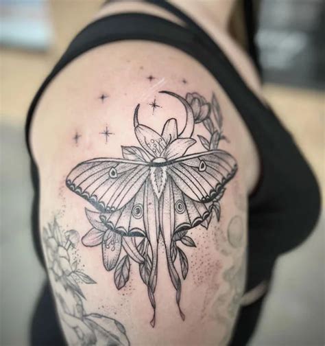 86 Remarkable Luna Moth Tattoos That Are On The。